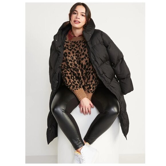 Old Navy Leopard-Print Pullover - Picture 4 of 7